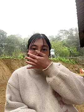 EmLy02 online show from 03.04.26