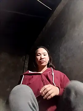 Snapshot of fanchunn chatting on 11.28.25 fanchunn online show from 11.28.25