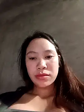 Snapshot of fanchunn chatting on 12.14.25 fanchunn online show from 12.14.25