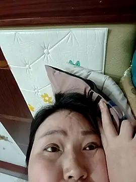 lingling5200 online show from 12.02.25