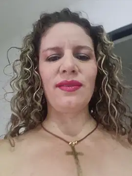 Snapshot of Nina_vallon chatting on 05.07.26 Nina vallon online show from 05.07.26