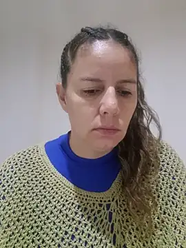 Snapshot of Nina_vallon chatting on 05.14.26 Nina vallon online show from 05.14.26