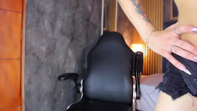 Snapshot of Ballesteros_ chatting on 04.11.26 Ballesteros online show from 04.11.26