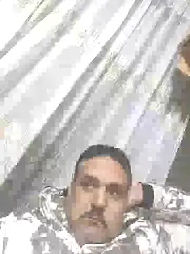 Snapshot of mM0140 chatting on 01.13.26 mM0140 online show from 01.13.26