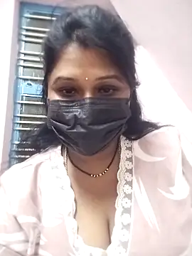 Snapshot of chaitara-reddy chatting on 12.22.25 chaitara-reddy online show from 12.22.25