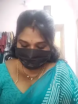 Snapshot of chaitara-reddy chatting on 01.07.26 chaitara-reddy online show from 01.07.26