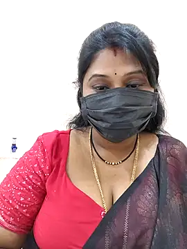Snapshot of chaitara-reddy chatting on 01.10.26 chaitara-reddy online show from 01.10.26