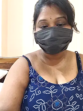 Snapshot of chaitara-reddy chatting on 01.11.26 chaitara-reddy online show from 01.11.26