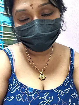 Snapshot of chaitara-reddy chatting on 01.31.26 chaitara-reddy online show from 01.31.26