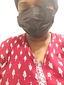 Snapshot of chaitara-reddy chatting on 07.06.26 chaitara-reddy online show from 07.06.26