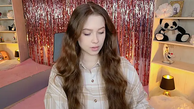 ArielSykes online show from 04.17.26