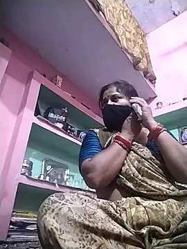 Snapshot of Rajnee33A chatting on 04.16.26 Rajnee33A online show from 04.16.26