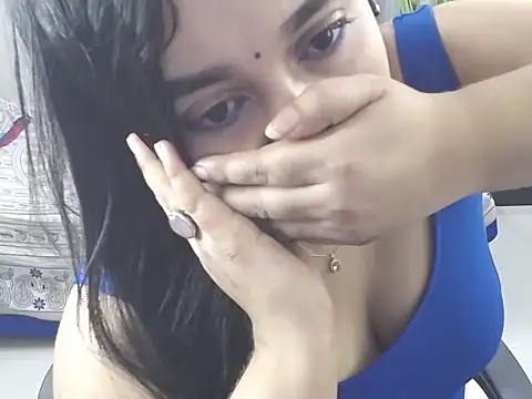 Snapshot of Ridiha_Pari chatting on 04.18.26 Ridiha Pari online show from 04.18.26