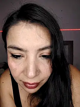 Anahibella online show from 10.26.25