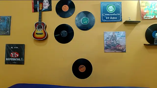 skinnyverus18 online show from 01.14.26