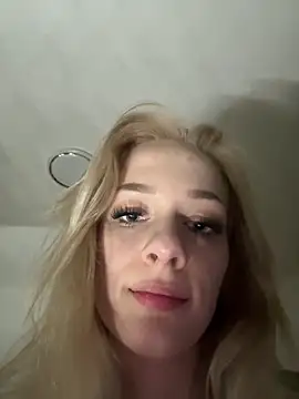 Snapshot of DaryaDoll chatting on 02.08.26 DaryaDoll online show from 02.08.26