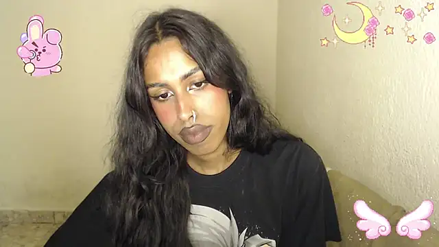 Snapshot of princessoriana chatting on 11.04.25 princessoriana online show from 11.04.25