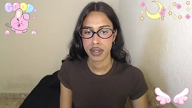 Snapshot of princessoriana chatting on 11.11.25 princessoriana online show from 11.11.25