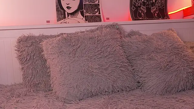 sophieee art online show from 04.16.26