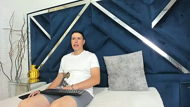 CandyandSteven online show from 09.28.25