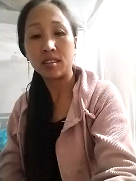 cute love00 online show from 10.23.25