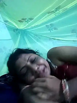 Snapshot of Apkisona8 chatting on 09.10.25 Apkisona8 online show from 09.10.25