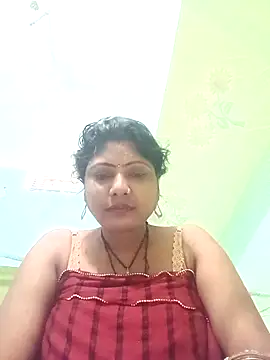 Snapshot of Apkisona8 chatting on 09.30.25 Apkisona8 online show from 09.30.25