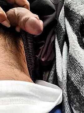 Sexyhotboy7inch online show from 11.24.25