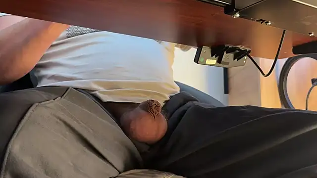 Snapshot of hornysmallcockgermany chatting on 03.04.26 hornysmallcockgermany online show from 03.04.26