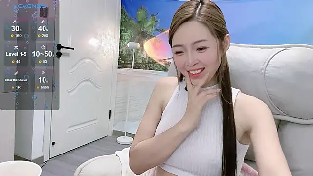 Snapshot of Ya-Ya- chatting on 04.22.26 Ya-Ya- online show from 04.22.26