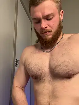 Snapshot of VictorTransMan chatting on 12.20.25 VictorTransMan online show from 12.20.25