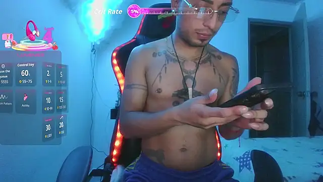 Snapshot of Ferlucyboy666 chatting on 10.05.25 Ferlucyboy666 online show from 10.05.25