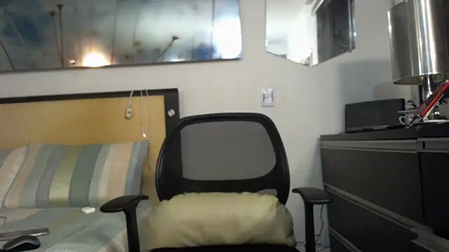 Mirianzapata 1 online show from 02.28.26