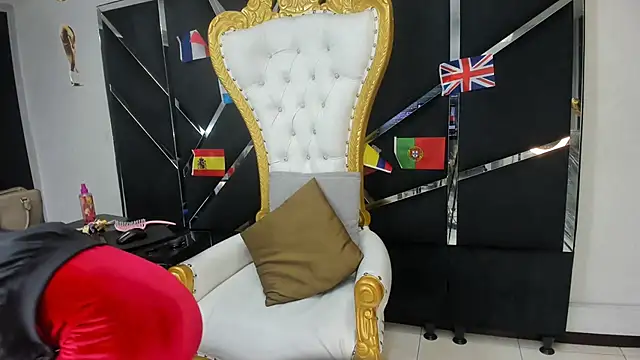 Snapshot of Aisha_hotts777 chatting on 06.18.26 Aisha hotts777 online show from 06.18.26