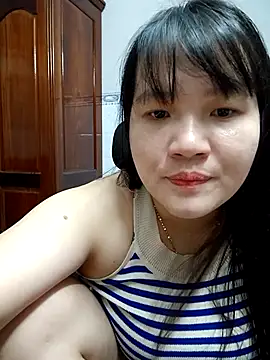  Babyrose  online show from 10.27.25