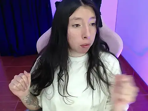 Snapshot of ScarlettShirahoshi chatting on 09.22.25 ScarlettShirahoshi online show from 09.22.25