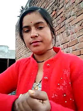 Snapshot of Mohini-xx chatting on 11.17.25 Mohini-xx online show from 11.17.25