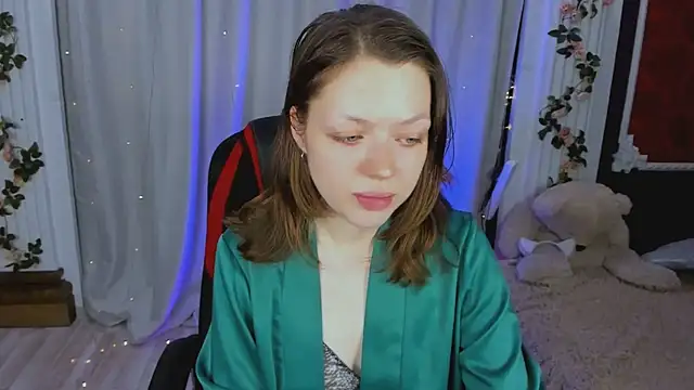 Lunar Lily online show from 10.23.25