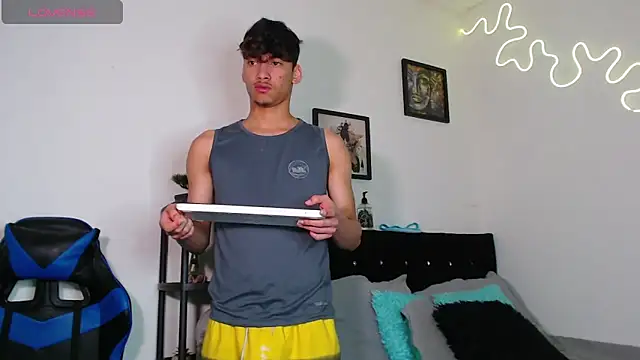 Gael Jones online show from 10.24.25