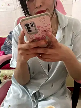 Lissa xinh09 online show from 10.30.25