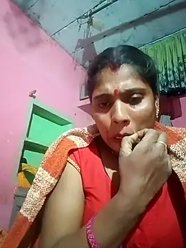 Snapshot of sanjna_sharmaa chatting on 12.17.25 sanjna sharmaa online show from 12.17.25