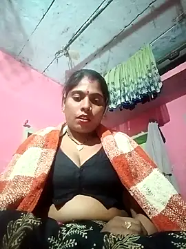 Snapshot of sanjna_sharmaa chatting on 12.18.25 sanjna sharmaa online show from 12.18.25