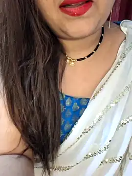 Snapshot of indian-hotmilfs chatting on 10.27.25 indian-hotmilfs online show from 10.27.25