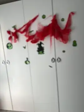 TenderLaGlamor online show from 10.20.25