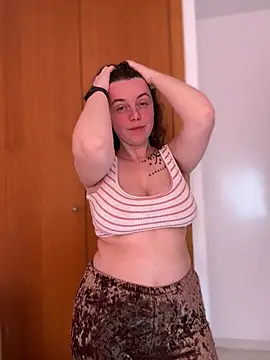 TenderLaGlamor online show from 02.06.26