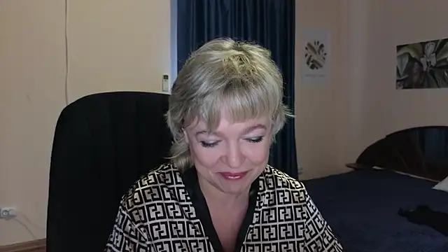 Snapshot of Rosette_Pricky chatting on 09.12.25 Rosette Pricky online show from 09.12.25