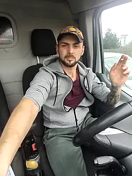 papichulo0099 online show from 12.19.25