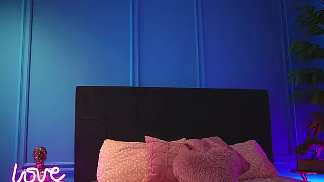 alexxisrae online show from 11.29.25