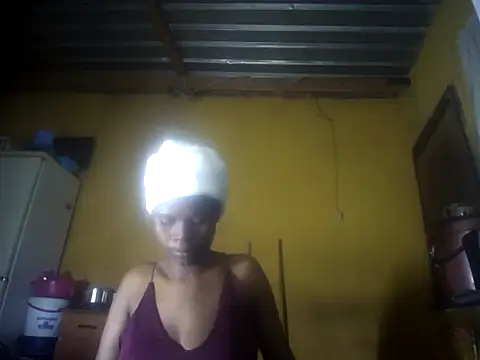 Caramelchick01 online show from 09.09.25