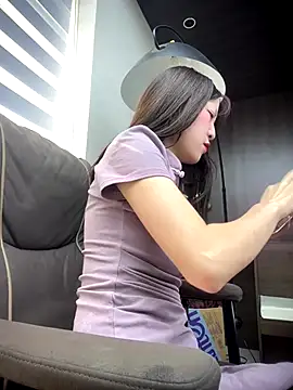 littleqiu online show from 09.24.25